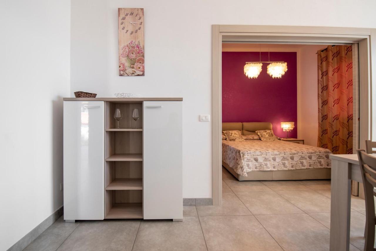 Villa Venera Фонтане Бианче Екстериор снимка
