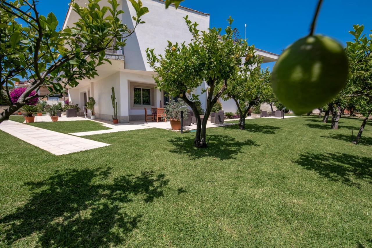 Villa Venera Фонтане Бианче Екстериор снимка