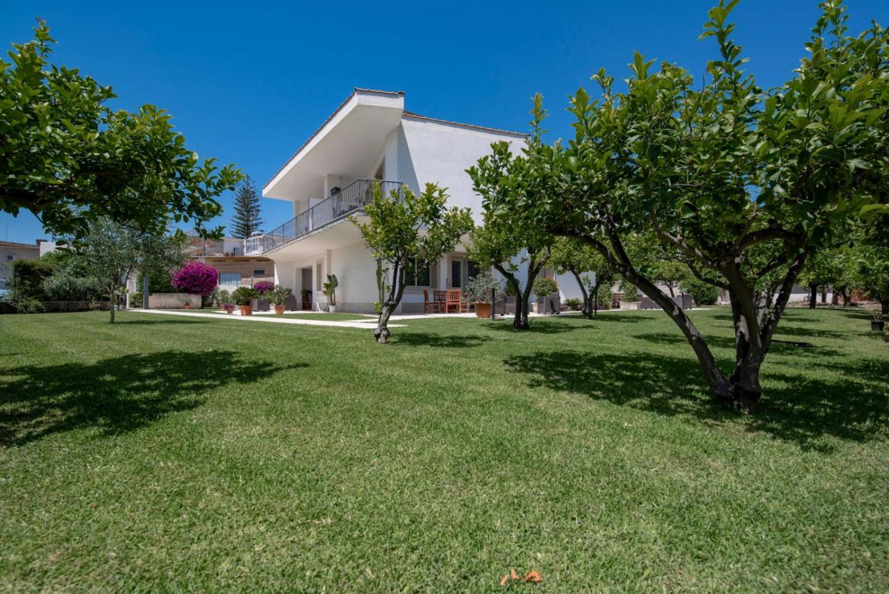 Villa Venera Фонтане Бианче Екстериор снимка