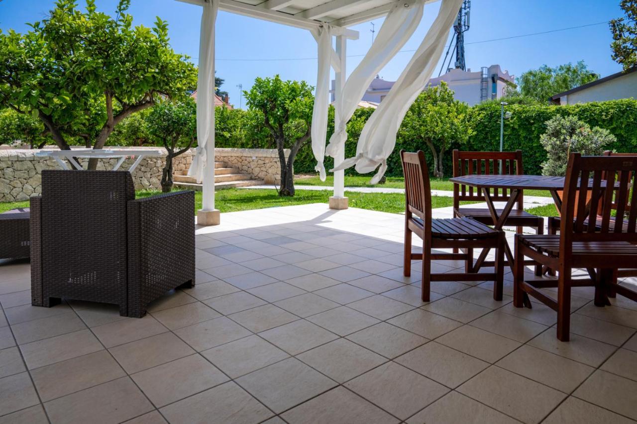 Villa Venera Фонтане Бианче Екстериор снимка